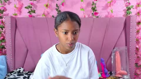 Anyega online show from December 4, 12:25 pm