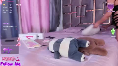 Anggi  online show from February 28, 5:15 pm