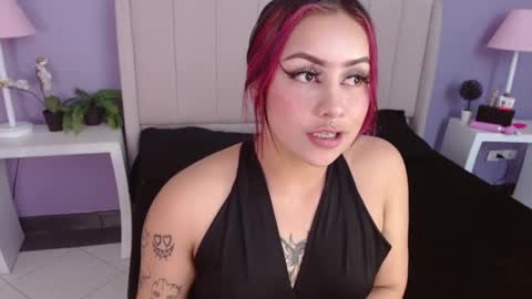 Snapshot of angie99_gh chatting on December 20, 4:09 am Angie online show from December 20, 4:09 am