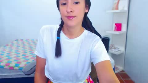 Snapshot of angie_dreamgirl chatting on July 30, 8:52 pm IG angie dreamgirl01 online show from July 30, 8:52 pm