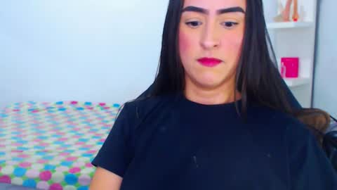 Snapshot of angie_dreamgirl chatting on August 4, 1:42 am IG angie dreamgirl01 online show from August 4, 1:42 am