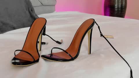 Angie online show from February 26, 3:52 pm