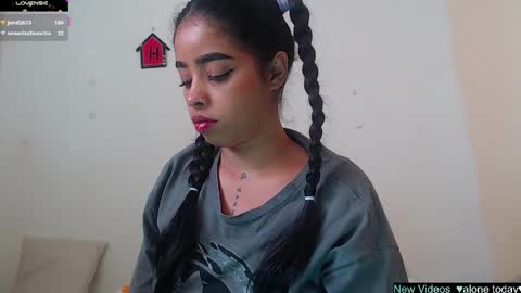 Snapshot of angielee01 chatting on January 17, 1:46 pm Angie y Andres online show from January 17, 1:46 pm