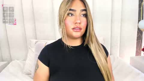Snapshot of angueljonnes chatting on July 16, 5:02 am ANGUEL JONES online show from July 16, 5:02 am