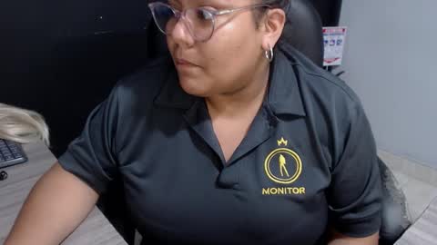 Snapshot of angy_ro12 chatting on November 5, 8:42 pm angy online show from November 5, 8:42 pm