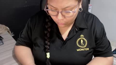 Snapshot of angy_ro12 chatting on November 13, 12:15 pm angy online show from November 13, 12:15 pm