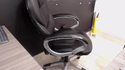 Snapshot of angy_ro12 chatting on November 18, 8:46 pm angy online show from November 18, 8:46 pm