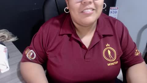 Snapshot of angy_ro12 chatting on November 25, 9:59 pm angy online show from November 25, 9:59 pm