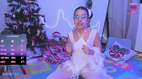 Anhala Rivera online show from December 12, 4:04 am