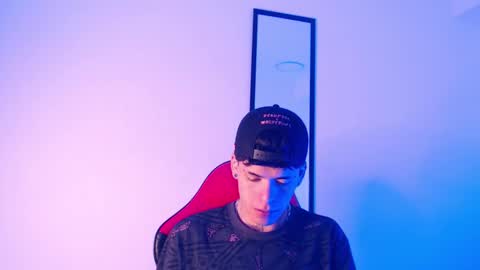 anhonymus online show from September 20, 3:40 am