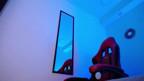 anhonymus online show from November 21, 10:36 am