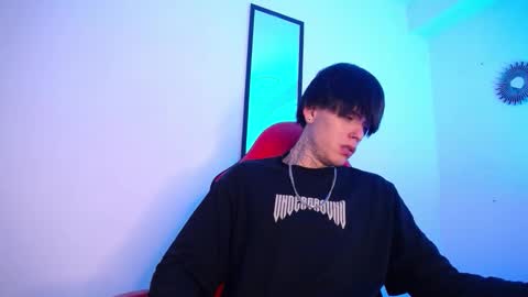 anhonymus online show from November 30, 4:49 am