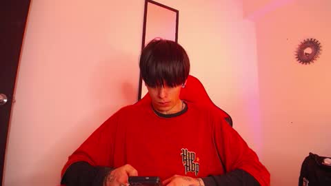 anhonymus online show from December 2, 3:34 am