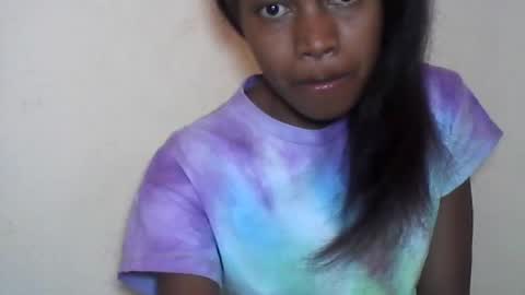 Snapshot of anicha_69 chatting on June 16, 7:33 am anicha_69 online show from June 16, 7:33 am