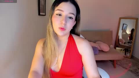 Snapshot of aniie_pink18 chatting on July 13, 12:19 pm Maria online show from July 13, 12:19 pm