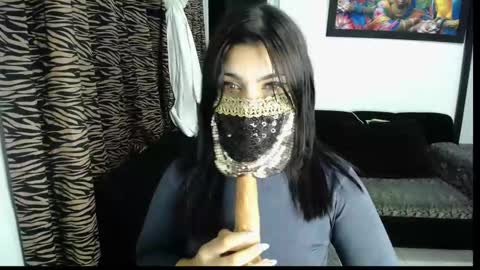 Anissa online show from December 18, 4:07 am