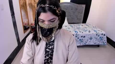 Anissa online show from February 12, 3:40 pm