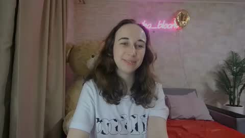 anikabloom online show from March 6, 11:42 pm