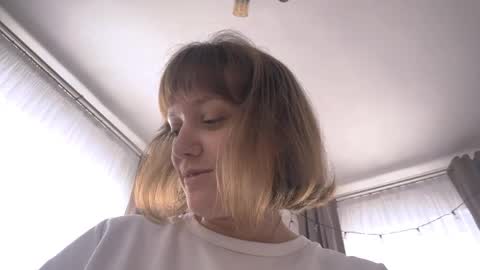 Snapshot of anikacondello chatting on May 9, 9:25 am Jenny online show from May 9, 9:25 am