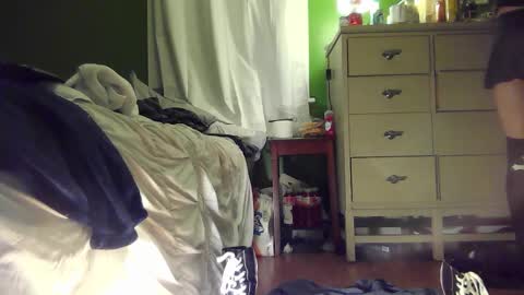 Snapshot of anilyseardor chatting on December 14, 1:05 pm Ani online show from December 14, 1:05 pm