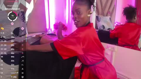 anisha_zambrano online show from April 25, 1:25 pm