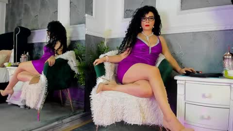 anissia teaser online show from February 4, 5:31 am