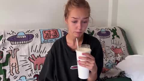Snapshot of anita__hills chatting on December 24, 10:22 am anita__hills online show from December 24, 10:22 am