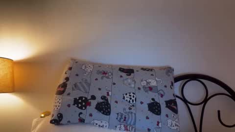 Snapshot of anita__hills chatting on September 27, 3:00 am anita__hills online show from September 27, 3:00 am