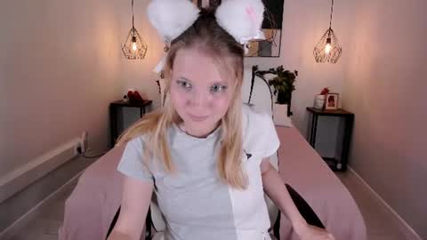 Anita online show from July 19, 8:18 am
