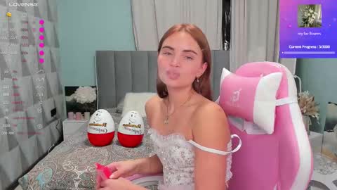 Anita online show from December 4, 4:27 pm