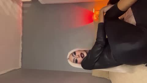 Miss Ann online show from October 9, 10:52 pm