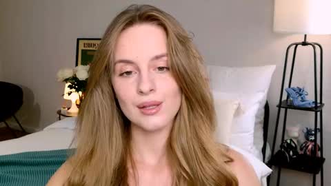 Snapshot of anitafischer chatting on September 13, 2:06 pm Anita online show from September 13, 2:06 pm