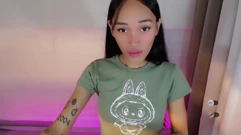 Snapshot of anitaguen chatting on December 21, 2:09 am anita online show from December 21, 2:09 am