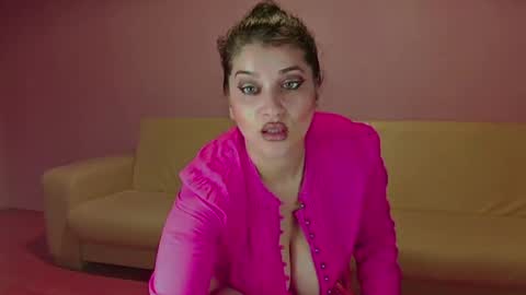 Snapshot of anittac14 chatting on August 1, 7:02 pm Anitta online show from August 1, 7:02 pm
