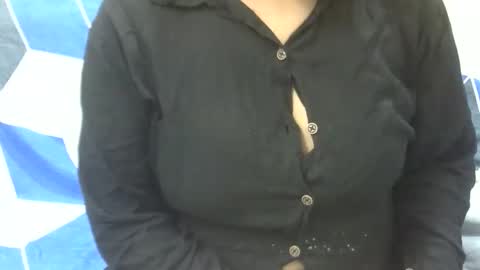 Snapshot of anjali_dogra786 chatting on September 26, 7:51 pm anjali_dogra786 online show from September 26, 7:51 pm