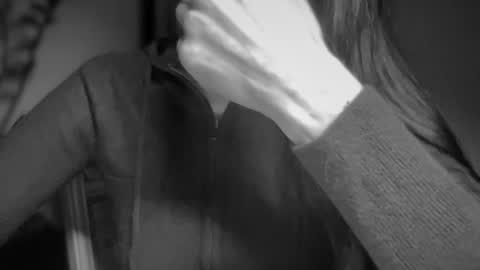 Anje online show from March 8, 8:03 pm