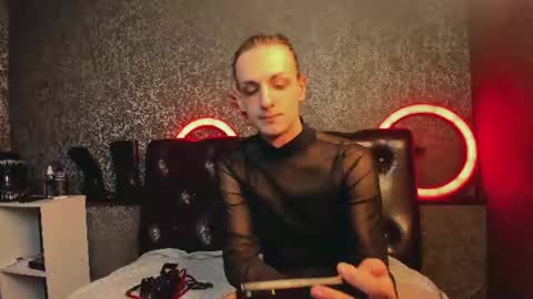Angel online show from June 21, 6:32 pm