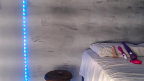 Snapshot of anjinhama chatting on March 4, 2:06 am Hello My name is NaiaraPv is OPEN online show from March 4, 2:06 am