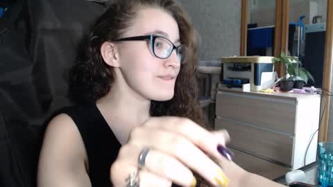 Snapshot of ankey_rayah chatting on December 14, 2:42 pm Nameless online show from December 14, 2:42 pm