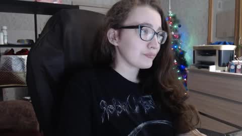 Snapshot of ankey_rayah chatting on January 18, 11:54 am Nameless online show from January 18, 11:54 am