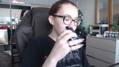 Snapshot of ankey_rayah chatting on January 19, 4:01 am Nameless online show from January 19, 4:01 am