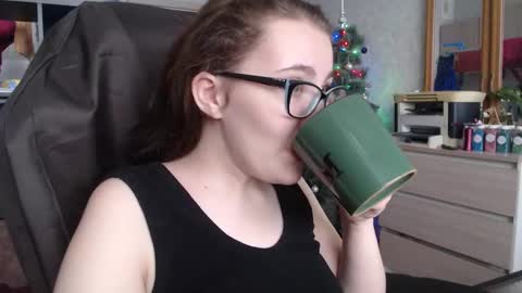 Snapshot of ankey_rayah chatting on January 20, 8:52 am Nameless online show from January 20, 8:52 am