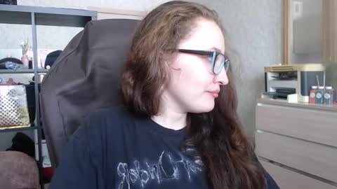 Snapshot of ankey_rayah chatting on February 23, 6:49 am Nameless online show from February 23, 6:49 am