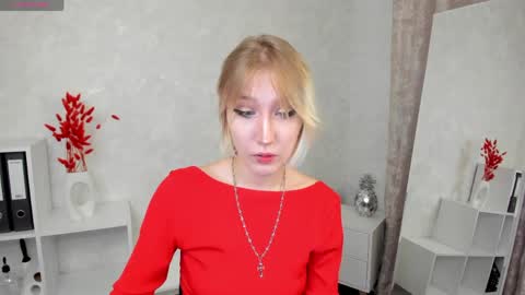 Snapshot of ann_garcia chatting on March 6, 1:35 am ann online show from March 6, 1:35 am