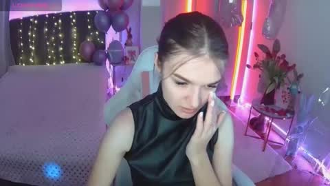 ann_woood online show from March 13, 7:26 am