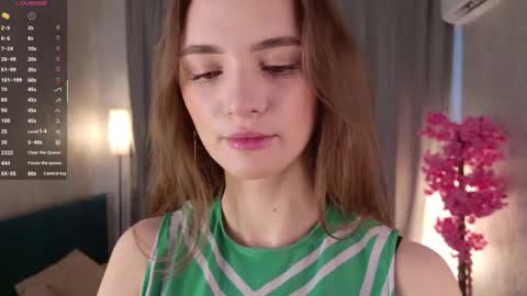Snapshot of anna_balmain chatting on October 10, 6:01 am Anna online show from October 10, 6:01 am