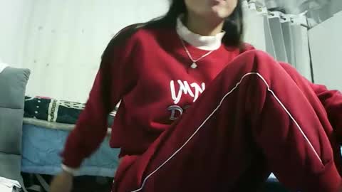 Snapshot of anna_ellen22 chatting on December 5, 12:14 pm anna_ellen22 online show from December 5, 12:14 pm