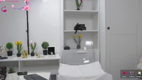 Anna online show from October 4, 5:16 am