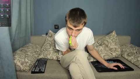 Snapshot of anna_jason chatting on December 29, 10:14 pm Fansly Jason sweet ass online show from December 29, 10:14 pm