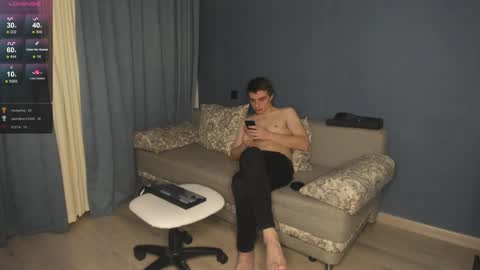 Snapshot of anna_jason chatting on February 7, 7:59 pm Fansly Jason sweet ass online show from February 7, 7:59 pm